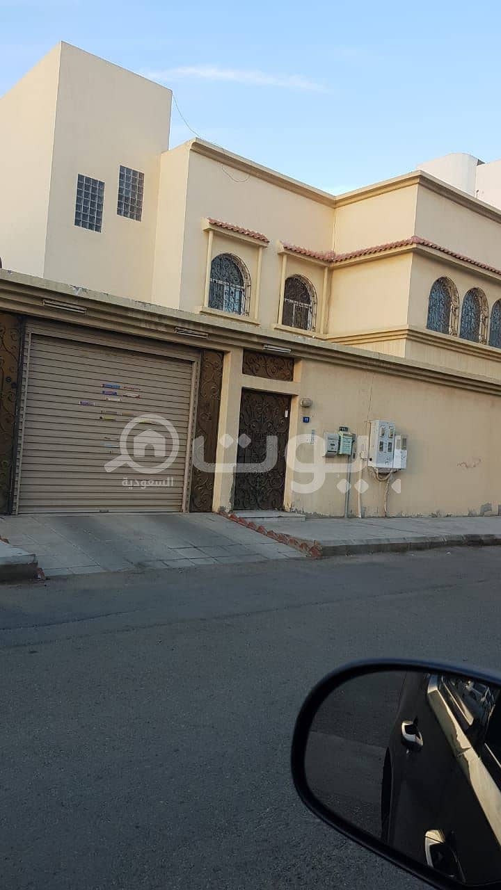 Villa with two floors and an Annex for sale in Al Samer district, north of Jeddah