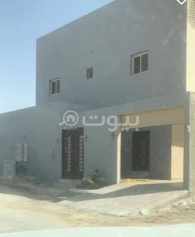 5 Bedroom Villa for Rent in Riyadh, Riyadh Region - For rent a villa with internal stairs in Al Arid, north of Riyadh