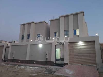 5 Bedroom Villa for Sale in Dammam, Eastern Region - Villa for sale in the suburb of King Fahd in Dammam