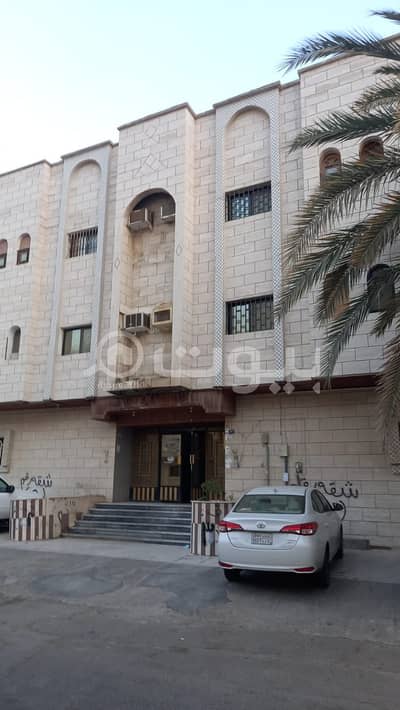 Residential Building for Sale in Jeddah, Western Region - Building for sale in Al-Naseem district, north of Jeddah