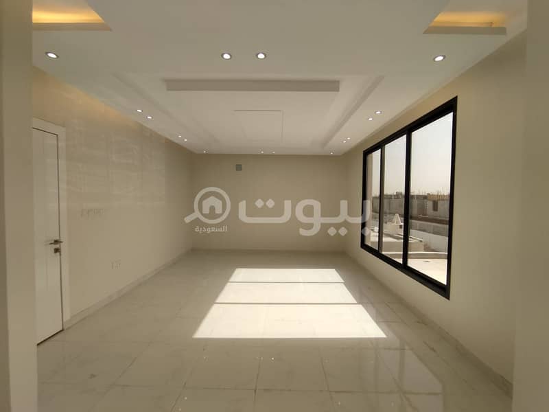 Duplex villa with internal stairs and apartment for sale in Al Munsiyah, east of Riyadh