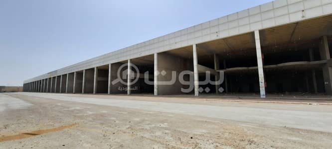 صالة عرض  للايجار في الرياض، منطقة الرياض - معارض تجارية للايجار او للبيع بحي القيروان، شمال الرياض