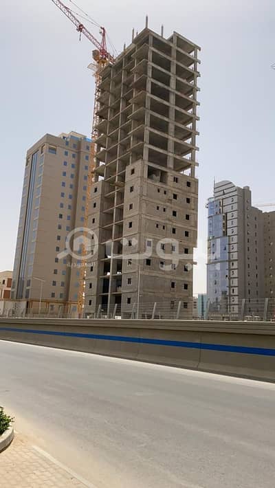 Commercial Building for Sale in Riyadh, Riyadh Region - Commercial tower | 18 floors for sale in Al Sahafah, North of Riyadh