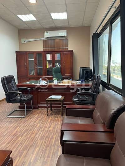 Office for Rent in Riyadh, Riyadh Region - Furnished offices for rent on King Abdul Aziz Street, Al-Arid district, north of Riyadh