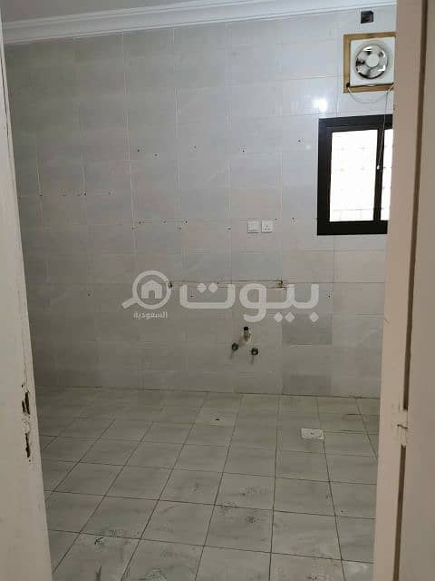 Apartment for rent in Prince Majed Street Al-Safa district, north of Jeddah