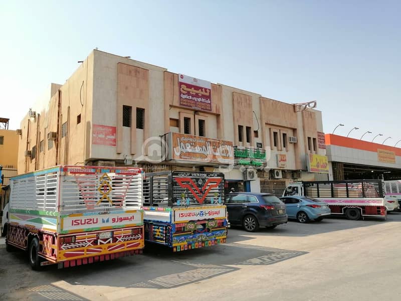 عمارة عزاب للبيع في الاندلس، شرق الرياض