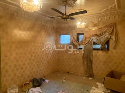 فیلا 4 غرف نوم للايجار في الرياض، منطقة الرياض - بيت شعبي للايجار بحي الخالدية، وسط الرياض