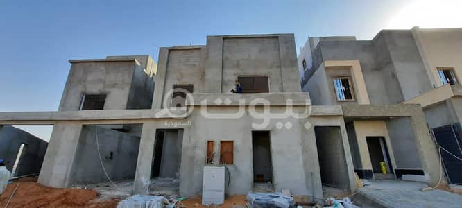 4 Bedroom Villa for Sale in Riyadh, Riyadh Region - Villa for sale with internal stairs and an apartment in Al Rimal, east of Riyadh