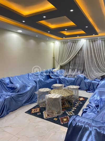 3 Bedroom Floor for Sale in Hail, Hail Region - Two separate floors for sale in Al-Yasmeen neighborhood, Hail