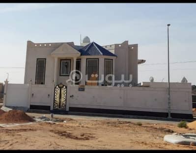 3 Bedroom Villa for Sale in Hail, Hail Region - Villa with internal stairs for sale in Sharq Al Suwayfilah, Hail
