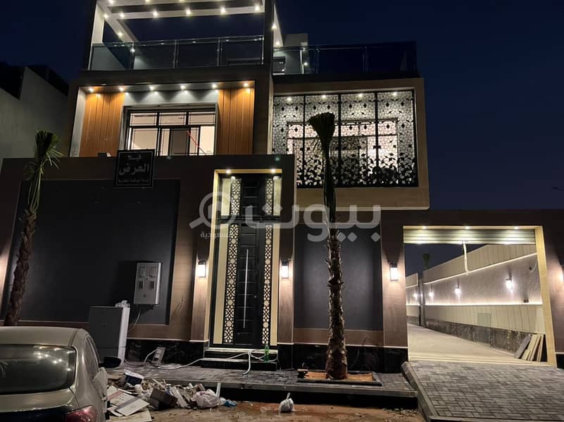 Villa with internal stairs for sale in Al Munsiyah, East Riyadh
