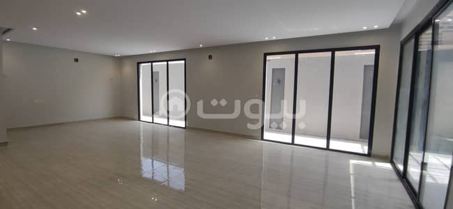 فیلا 5 غرف نوم للبيع في الرياض، منطقة الرياض - فيلا فاخرة للبيع درج + شقة بحي قرطبة، شرق الرياض