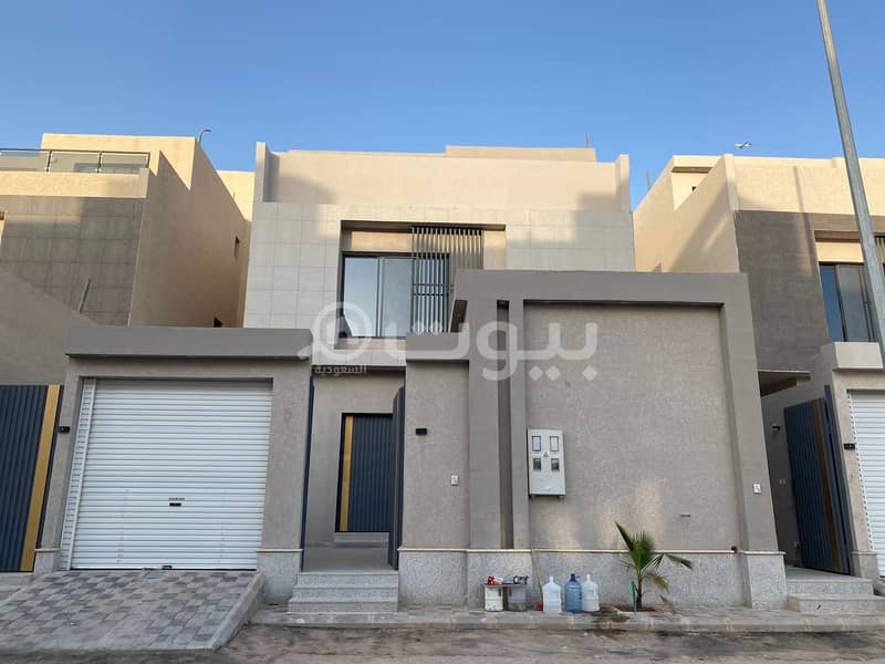 Luxury villa with an apartment for sale in Al Munsiyah, East of Riyadh