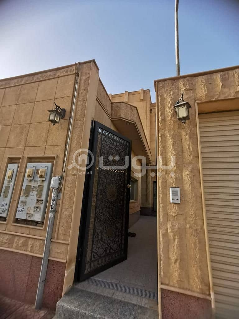 For sale a villa and 3 apartments in Al Munsiyah district, east of Riyadh