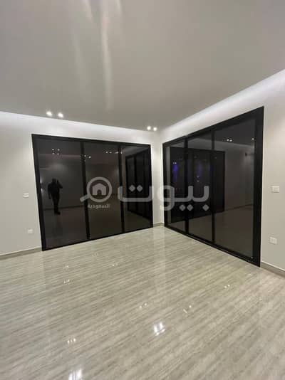5 Bedroom Villa for Sale in Riyadh, Riyadh Region - Villa with internal staircase for sale in Qurtubah Al Gharbia, East of Riyadh
