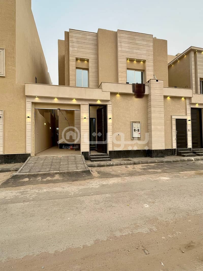 Staircase villa with apartment for sale in Al Rimal, East Riyadh