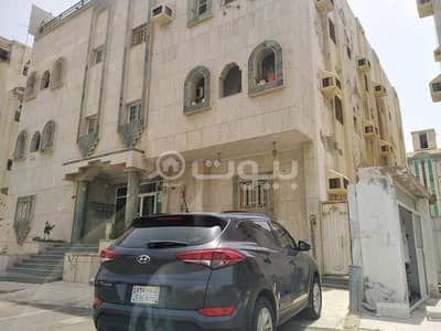 Residential Building for Sale in Jeddah, Western Region - For Sale Residential Building In Al Safa, North Jeddah