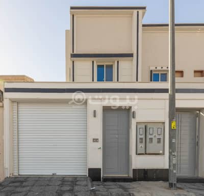 Villa for Sale in Riyadh, Riyadh Region - For sale villas and floors in Al Mansourah District, central Riyad