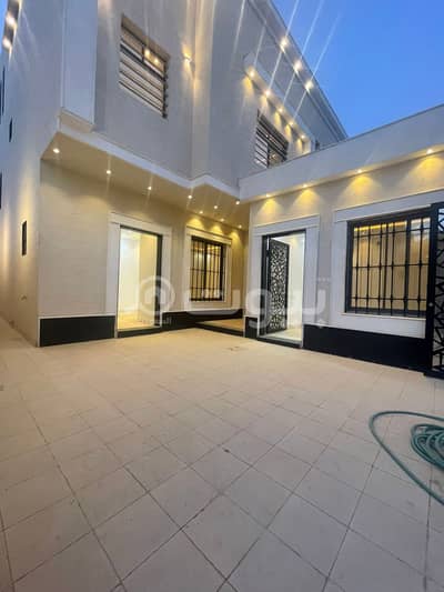 4 Bedroom Villa for Sale in Riyadh, Riyadh Region - Contiguous duplex villa for sale in Al Ghroob district, west of Riyadh