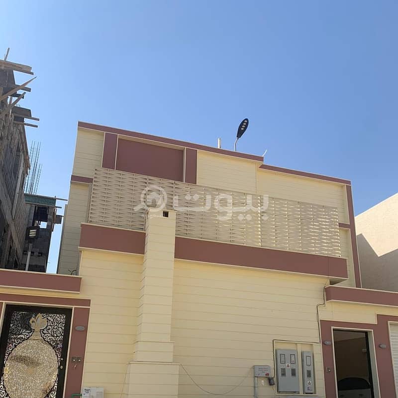 عمارة سكنية للبيع في السعادة، شرق الرياض