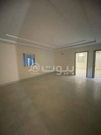 4 Bedroom Villa for Sale in Jeddah, Western Region - Villa two floors and an annex for sale in Al-Sawari, north of Jeddah
