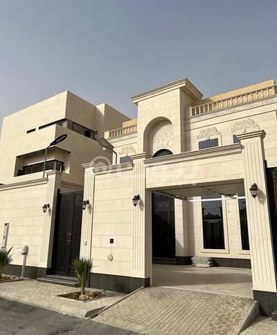 6 Bedroom Villa for Sale in Riyadh, Riyadh Region - Villa for sale in an upscale location in Al Malqa, North of Riyadh