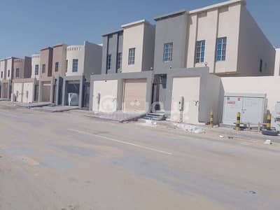 5 Bedroom Villa for Sale in Dammam, Eastern Region - Duplex Villas For Sale In Al Aziziyah, Dammam