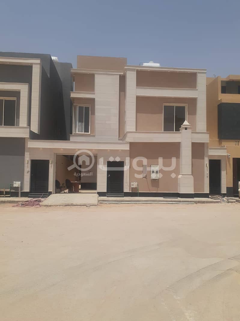 2-Floor Villa and apartments for sale in Al Munsiyah, East of Riyadh
