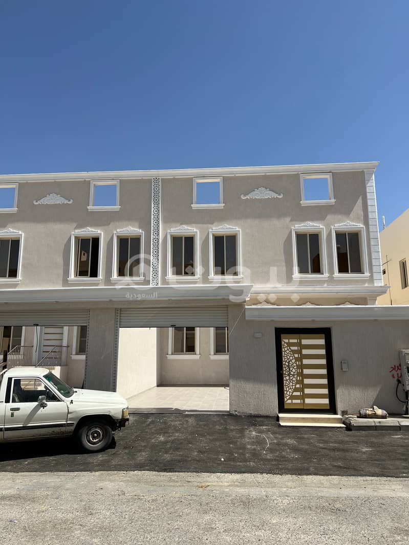 Villa with a roof for sale in Al Wesam 3, Taif