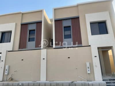 5 Bedroom Villa for Sale in Al Ahsa, Eastern Region - Villa | 2 floors and an annex for sale in the south of Al Hofuf, Al Ahsa