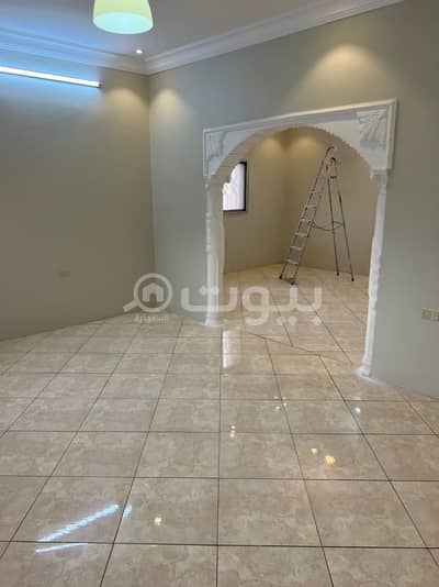 4 Bedroom Commercial Land for Sale in Taif, Western Region - For sale a commercial building on King Saud Street in Abu Bakr Al-Taif