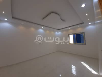 4 Bedroom Floor for Sale in Hail, Hail Region - Floor for sale in Al Suwayfilah, Hail