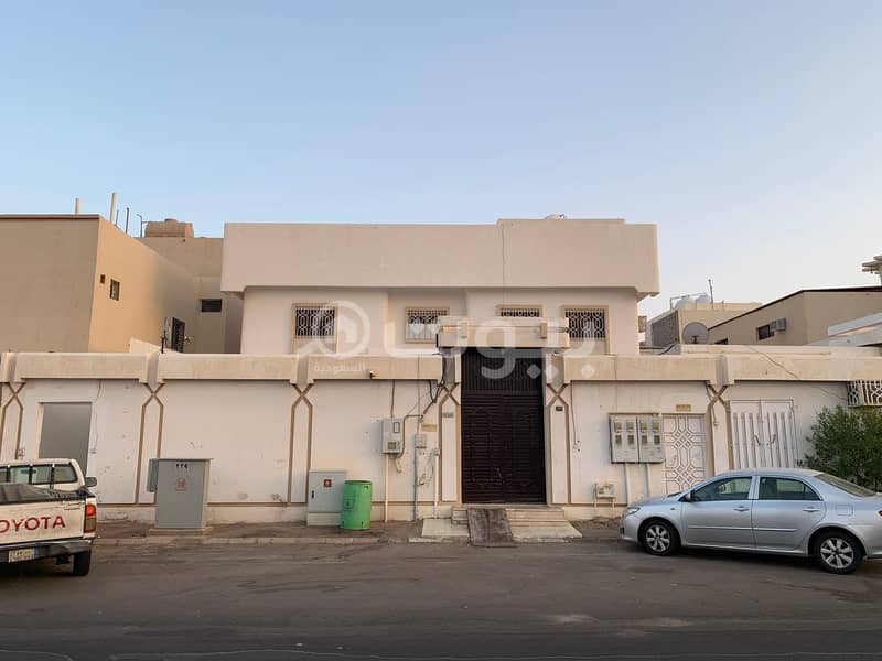 Two Floors Villa For Sale In Al Muntazah Al Sharqi, Hail