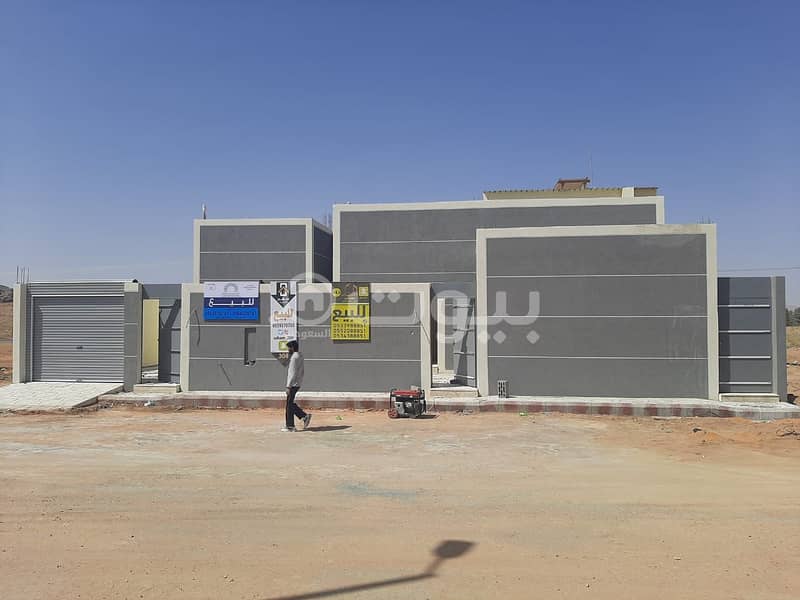 Floor with the availability to establish 2 floors for sale in Al Itqan, Hail