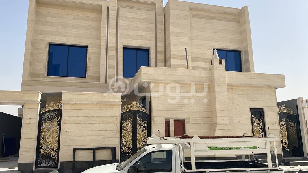 For sale villa with internal stairs and two apartments in Al Arid, north of Riyadh