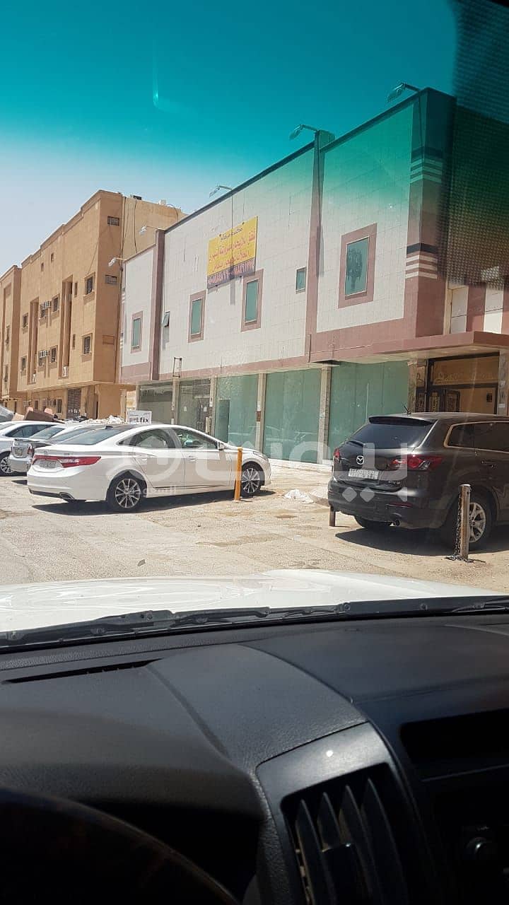 Commercial building | 17 apartments and 4 shops for sale in Ishbiliyah District, East of Riyadh.