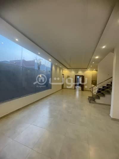 6 Bedroom Villa for Sale in Jeddah, Western Region - Villa with two floors and an annex for sale in Al Sawari, North Jeddah