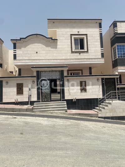 4 Bedroom Villa for Sale in Jeddah, Western Region - Villa Floor And Annex For Sale In Al Sanabel, South Jeddah