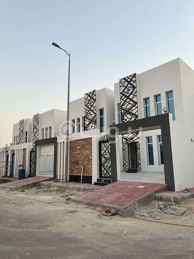 5 Bedroom Villa for Sale in Al Ahsa, Eastern Region - Two floors and an Annex for sale in Al-Naseem Al-Ahsa neighborhood