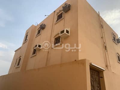 Residential Building for Sale in Madina, Al Madinah Region - For sale residential building in Aziziyah district, Al Madina