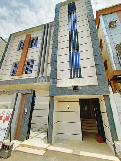 فلیٹ 3 غرف نوم للبيع في خميس مشيط، منطقة عسير - شقه للبيع / خميس مشيط / الموسى