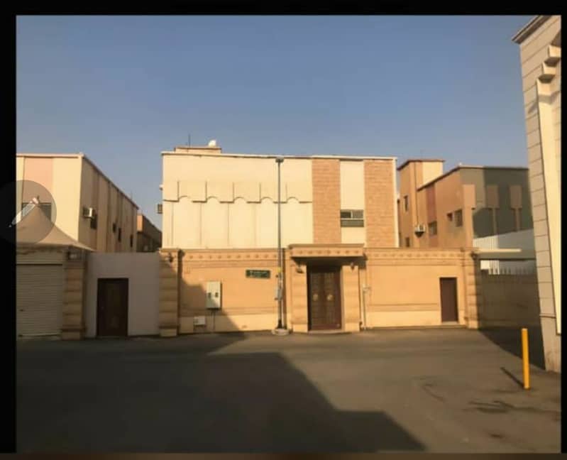 For sale an old villa in Al Rabwah district, in the center of Riyadh
