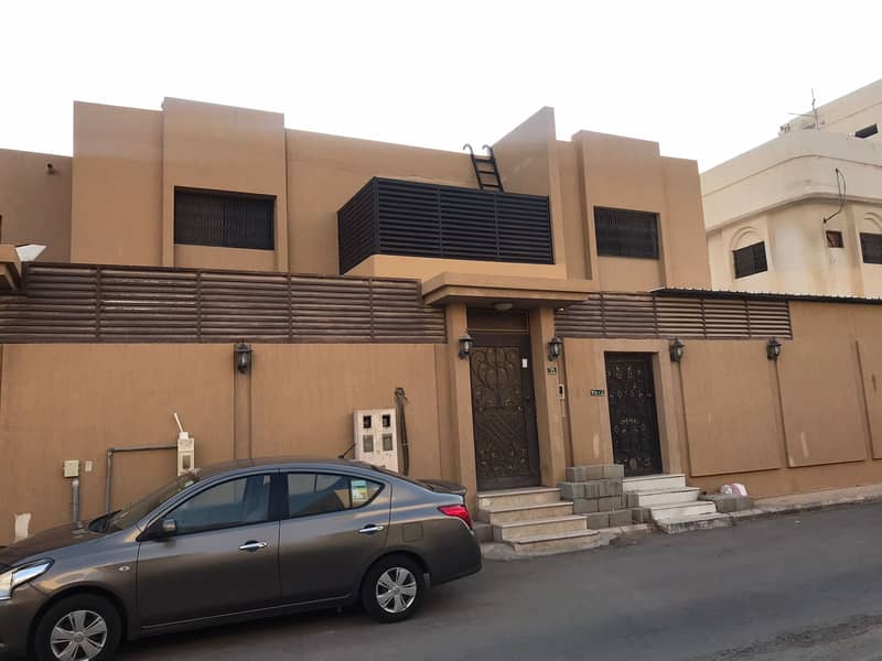 Duplex villa for sale in Al Rabwah, Central Riyadh