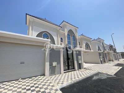 فلیٹ 3 غرف نوم للبيع في الخبر، المنطقة الشرقية - شقه للبيع حي التحلية  الخبر