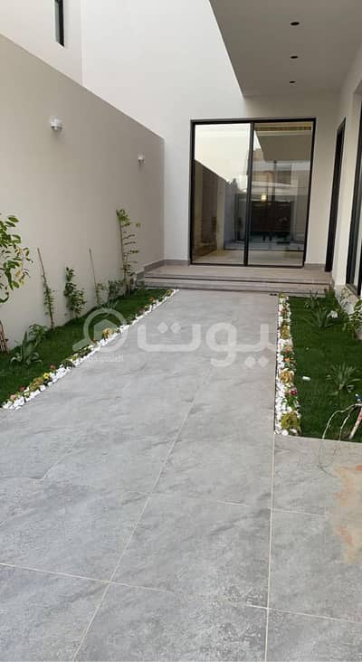 6 Bedroom Villa for Sale in Riyadh, Riyadh Region - Internal Staircase Villa For Sale In Al Qirawan, North Riyadh