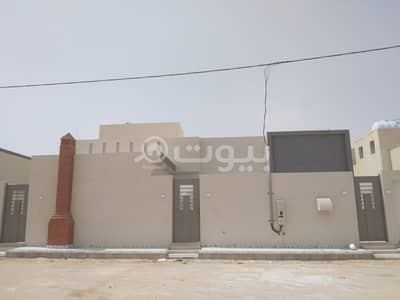 3 Bedroom Floor for Sale in Al Badayea, Al Qassim Region -