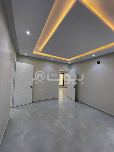 3 Bedroom Floor for Sale in Riyadh, Riyadh Region - Upper Floor for sale in Al Aziziyah, South of Riyadh