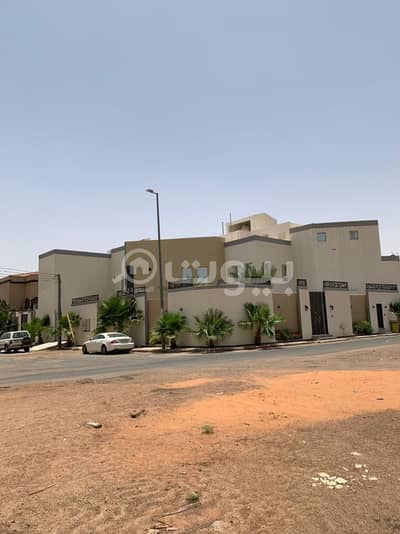 3 Bedroom Villa for Sale in Hail, Hail Region - Villa two floors and an apartment for sale in Al Naqrah Hail