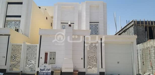 3 Bedroom Floor for Sale in Riyadh, Riyadh Region - Floor for sale in Al Aziziyah district, south of Riyadh