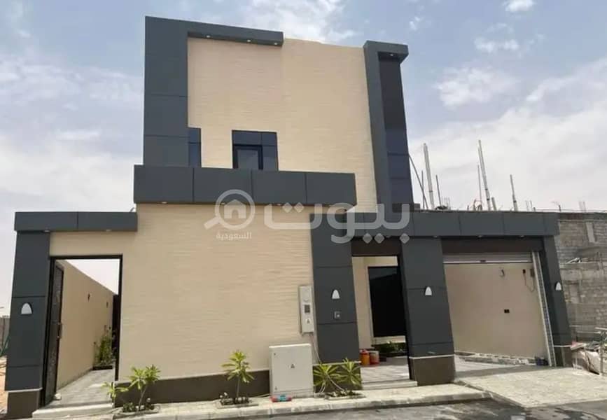 Villa For Sale In Al Munsiyah, East Riyadh | 264 sqm